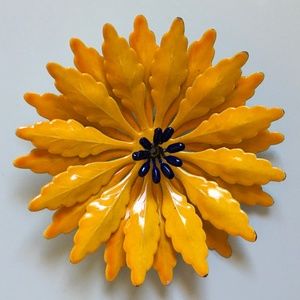 Vintage enamel yellow/orange pin/brooch